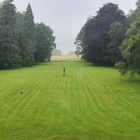 Chateau De Trebons 3*