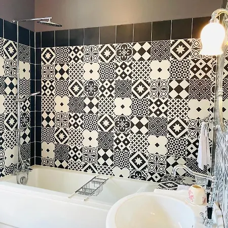 Chateau De Trebons לינה וארוחת בוקר